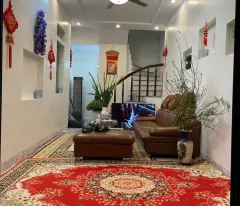 Bán nhà Phố Vạn Bảo, Ba Đình, Hà Nội. Diện tích 47 m2, xây 6 tầng, SĐCC. Giá: 16,8 tỷ. Liên hệ: