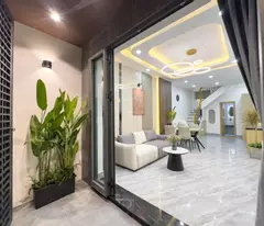 Bán Nhà Đẹp kế Nguyễn Văn Đậu, Hẻm Oto, 4 Tầng 3PN Chỉ Nhỉnh 6 Tỉ