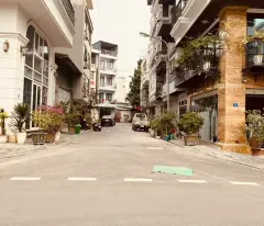 BIỆT THỰ HÀNG XÓM KHAI SƠN, VỈA HÈ, DÂN TRÍ CAO, 11,8 TỶ
