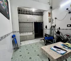 Nhà bán gấp tại Lê Văn Khương, Quận 12 Nhà có vị trí thuận tiện, gần các tiện ích và giao thông dễ