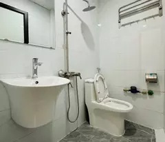 Bán nhà Phố Hào Nam, Siêu phẩm dòng tiền, 7 phòng ngủ, 62mx5T, Giá: 10.5 Tỷ, Lh: 0396935190.