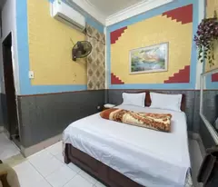 Bán nhà Phố Hào Nam, Siêu phẩm dòng tiền, Ô tô đỗ cửa, 40mx4T, Giá: 17.5 Tỷ, Lh: 0396935190.