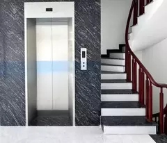 BÁN NHÀ TT HÀ ĐÔNG 42M2 X 5 TẦNG, NGÕ THÔNG, THANG MÁY, Ô TÔ QUA NHÀ, VỀ Ở LUÔN