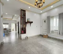 Biệt thự sân vườn (10x22) MT nhựa 1/ 30m Song Hành, Tân Hiệp, Hóc Môn giá rẻ 8.89 tỷ