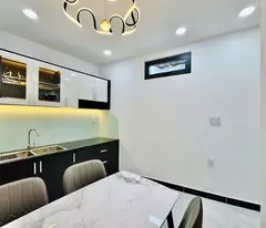 Nhà mới xây Nguyễn Văn Nghi , 2 tầng, 28m2 căn góc cực thoáng, giá chỉ 3.85 tỷ TL