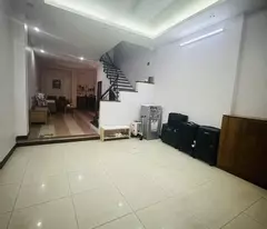 Bán Nhà Riêng Nguyễn Chí Thanh Ngõ rộng thông thoáng nhà đẹp ở ngay đón tết DT65m giá 16,8 tỷ