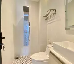 NHÀ ĐẸP LÊ ĐỨC THỌ - NGANG TO - Ô TÔ NGỦ TRONG NHÀ - ĐI DẠO VÀI BƯỚC RA KÊNH THAM LƯƠNG.