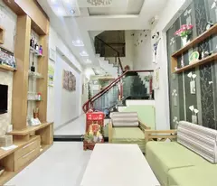 NHÀ ĐẸP Ở NGAY - HẺM 343 VIP - TÔ HIẾN THÀNH Q 10 - 51M² - 5 TẦNG - GIÁ CHỈ 8T9