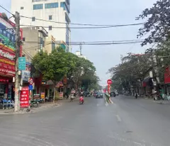 Bán nhà 3 tầng Mặt đường kinh doanh Lý Bôn