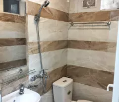Bán nhà Cự Lộc giá 1.88 tỷ, diện tích 55m2, tầng 7, mặt tiền 4m