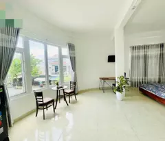 Tòa căn hộ 5 tầng ,lô góc -gần biển Mỹ Khê- Giá chỉ 14,9 tỷ .