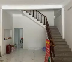 400Tr sở hữu ngay căn nhà lầu mặt tiền ngay chợ tiện mua bán kinh doanh nhiều mặt hàng