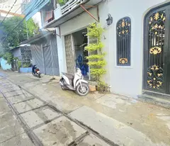 Nhà Đẹp 1 trệt 1 lầu ngay đường Hoàng Diệu - Cách Biển Trần Phú - Nha Trang tầm 500M