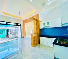 Bán Nhà Ngay Bến Xe Buýt Hiệp Diện Tích 65m2 giá 1 ty 690