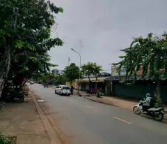 NHÀ MẶT TIỀN SONG HÀNH, TRUNG CHÁNH, HÓC MÔN 200M2 GIÁ GIẢM SÂU