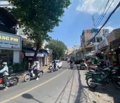 Bán Nhà Nguyên Hồng 4x10, 2 PN, Gần Siêu Thị Emart Chỉ 3.5 Tỉ