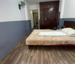 Bán nhà Phố Hào Nam_Cốt nhà dân xây_An sinh cực đỉnh_32mx5T_Giá: 6.3 Tỷ_Lh: 0396935190.