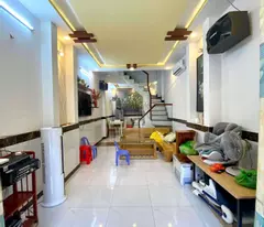 NHÀ 2 TẦNG TÂN THỚI HIỆP 20 - HẺM XE TẢI QUAY ĐẦU  GẦN BỆNH VIỆN QUẬN 12 - XE HƠI NGỦ TRONG NHÀ.