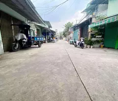 NHÀ 2 TẦNG TÂN THỚI HIỆP 20 - HẺM XE TẢI QUAY ĐẦU  GẦN BỆNH VIỆN QUẬN 12 - XE HƠI NGỦ TRONG NHÀ.