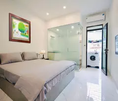 ÂU CƠ, TÂY HỒ. 40M2 8 TẦNG MT 4M GIÁ 12,3 TỶ- CĂN HỘ DỊCH VỤ- 50M RA MẶT PHỐ - NGÕ THÔNG CÁC NGẢ.