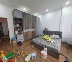 HẺM 4M XE HƠI THÔNG,[P4,Q8] CHỈ 6.8 TỶ - NHÀ ĐẸP Ở NGAY - CÁCH AEON CHỈ 3 PHUT XE MÁY, NGANG 4.3M.
