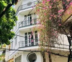 BIỆT THỰ NGUY NGA- THIẾT KẾ CHÂU ÂU
