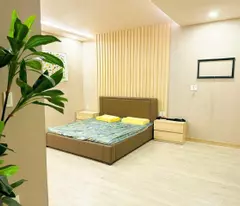 Bán nhà Tòa nhà 7 Tầng, Mặt tiền Lê Văn Huân - Cộng Hòa, DT:12.5x16m, rao 75 tỷ.