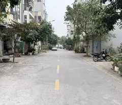 Chính chủ bán 81,8m2 đất TĐC Thạch Bàn. Đường rộng 13m, gần các dự án Himlam