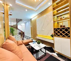 Nhà Đẹp đón Tết giá rẻ 35m2 * 5 tầng * 6 ngủ phố Trương Định - quận Hoàng Mai