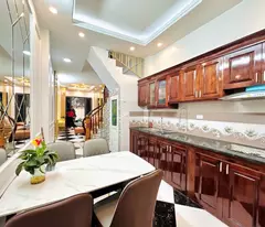 Nhà Đẹp đón Tết giá rẻ 35m2 * 5 tầng * 6 ngủ phố Trương Định - quận Hoàng Mai