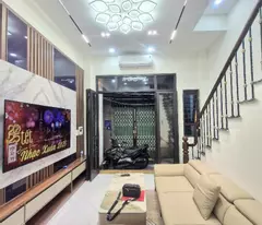 Phố Tam Trinh - Quận Hoàng Mai - Hạ Giá nhà ĐẸP 42m2 x 4 tầng