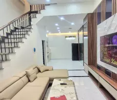 Phố Tam Trinh - Quận Hoàng Mai - Hạ Giá nhà ĐẸP 42m2 x 4 tầng