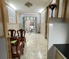 Bán nhà SHR hẻm 737// Lạc Long Quân, p10, Tân Bình, 3m7 x 8.5m, chỉ 3,8 tỷ.