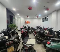 Bán tòa cho thuê đường Đê La Thành 60m2, 7T, MT6.5m lô góc doanh thu 100 triệu/tháng