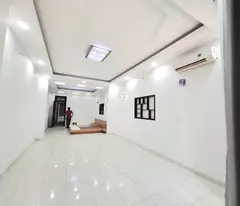 Bán nhà mặt tiền kinh doanh Lý Thường Kiệt, P8, Tân Bình, 100m2, 5 tầng, thang máy.