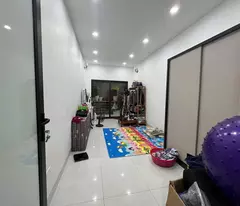 Bán Nhà Đào Tấn, Ba Đình, 5 Tầng Dân Xây, Ô-tô Đỗ Cửa, 35m2, 5.6 Tỷ, Vị Trí Sầm Uất Hiếm