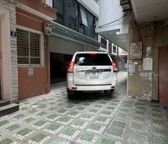 Cầu Giấy, nhà đẹp sẵn tìm chủ xịn, 40m,6T thang máy, oto trong nhà 14.6tỷ