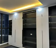 Bán gấp căn 2N+1, tòa G2, diện tích 94m2 giá: 5 tỷ bao phí Le Grand Jardin Sài Đồng