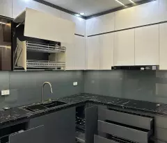 Bán gấp căn 2N+1, tòa G2, diện tích 94m2 giá: 5 tỷ bao phí Le Grand Jardin Sài Đồng