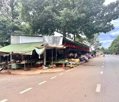 BÁN (2,2SÀO 2250M2) 2SHR LỘ NHỰA THÔNG THĂNG CỔNG (3 KCN 240N CN) SÁT TRƯỜNG CHỢ KHO XƯỞNG 1,9 TỶ
