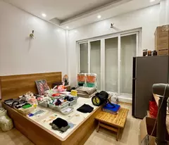 Cần bán gấp nhà phân lô ( kề ô tô), DT 45m2- 6 Tầng, Ngõ 41 Thái Hà, Đống Đa, giá chỉ 10,85 tỷ.