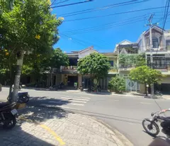 Lô góc mặt tiền 10,5m -Sơn Trà -Kinh doanh đỉnh cao - Giá chỉ 7,85 tỷ .