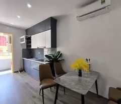 SIÊU RẺ - HƠN 6TỶ - 63M NHÀ ĐẸP NGỌC THỤY, 2 NHÀ RA MẶT PHỐ- MT 6,8M, 5 PN RỘNG