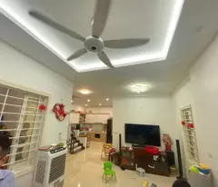 NGHI TÀM, TÂY HỒ. 50M2 3 TẦNG MT 7,3M GIÁ 7,7 TỶ- LÔ GÓC - KINH DOANH - NGÕ THÔNG - OTO NHỎ QUA