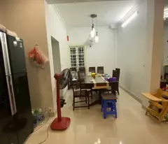 NGHI TÀM, TÂY HỒ. 50M2 3 TẦNG MT 7,3M GIÁ 7,7 TỶ- LÔ GÓC - KINH DOANH - NGÕ THÔNG - OTO NHỎ QUA