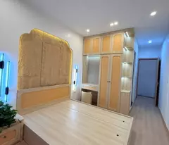 Bán gấp nhà mới, kề ô tô, DT 28m2, 5 tầng, Ngã Tư sở ( Nguyễn Trãi, Thanh Xuân). 5,6 tỷ.