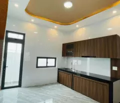 Nhà mới đẹp vào ở ngay, 4PN, Cách Hẻm Oto 5m, Yên Thế, Tân Bình, 72m2, 3 tầng, 5,2 Tỷ Tl