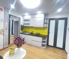 2.88 tỷ bán nhà tập thể quỳnh mai 2 ngủ long lanh ở ngay hai bà trưng
