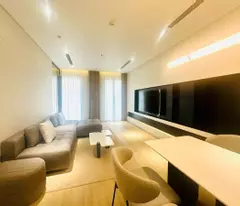 Bán nhà kinh doanh phố Hoàng Văn Thái 46m2, 5T thang máy, ô tô dừng đỗ thu 40tr/tháng