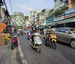 Mặt tiền ngay chợ Xóm Củi 4x18 đúc 4 tầng chỉ 22 tỷ